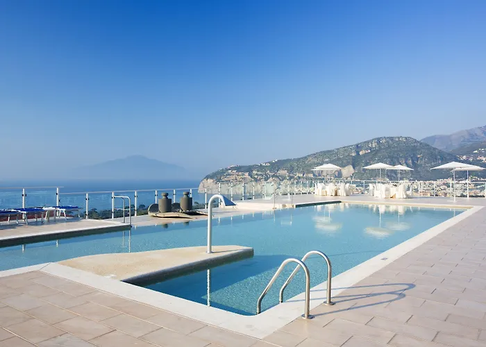 Art Gran Paradiso Otel Sorrento