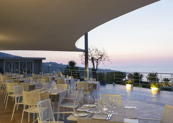 Art Gran Paradiso Otel Sorrento