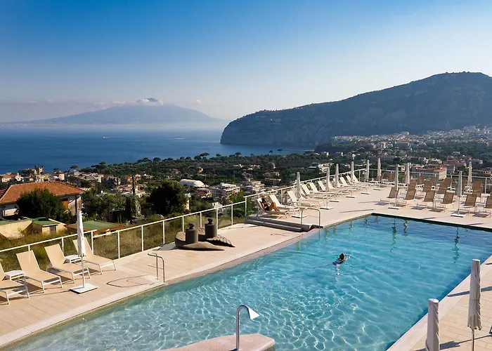 Art Gran Paradiso Otel 4*