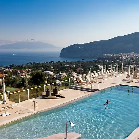 아트 그란 파라디소 호텔 4*