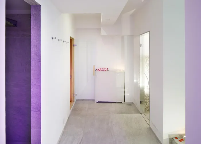 Отель Art Gran Paradiso Сорренто